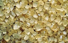 pierre citrine et ses bienfaits pour labondance la joie et la confiance en soi