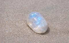 pierre de lune intuition